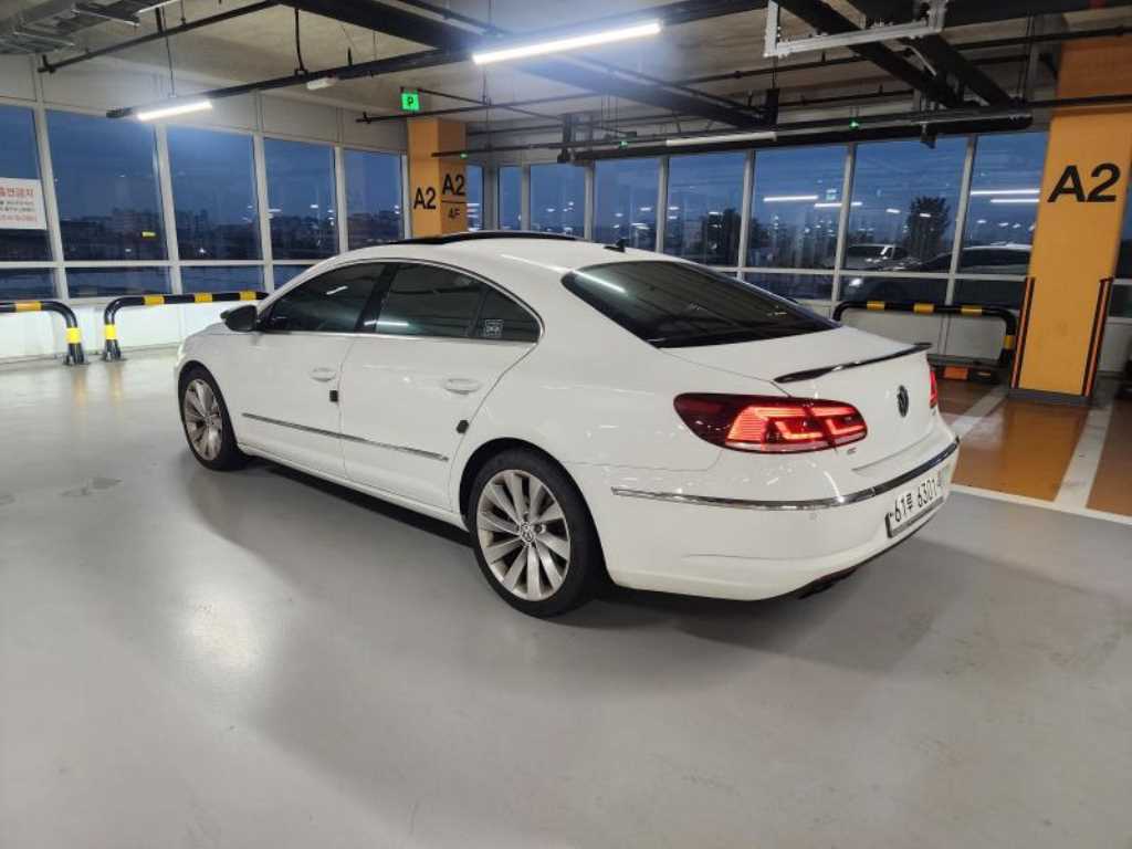 Volkswagen CC - Vista 6