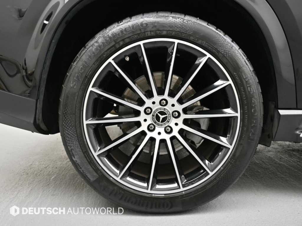 Mercedes Benz GLE Class - Vista 5