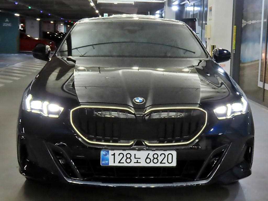 BMW 5 Series - Vista 2