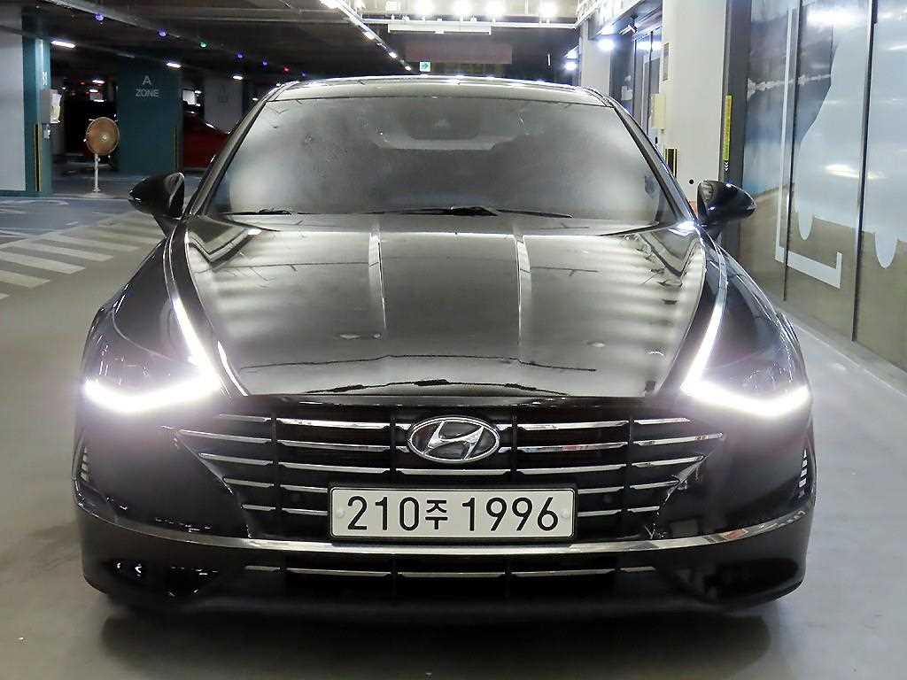 HYUNDAI Sonata - Vista 2