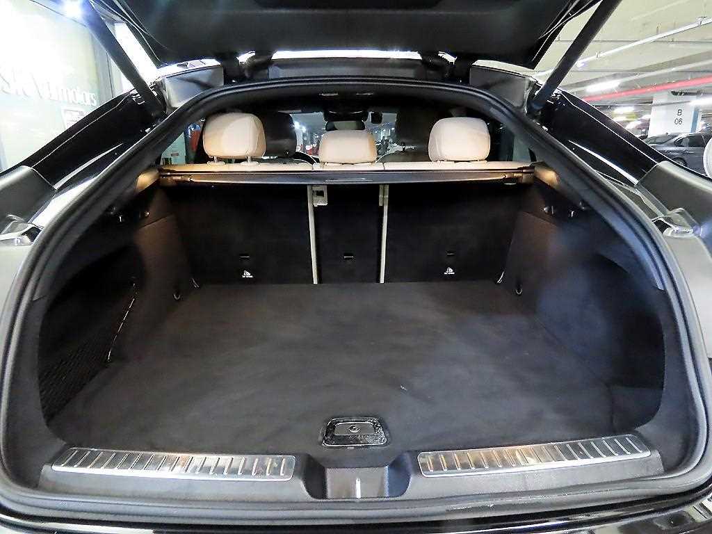 Mercedes Benz GLC Class 2019 Negro - Importación desde Corea - HF Imports Iquique - Foto 17