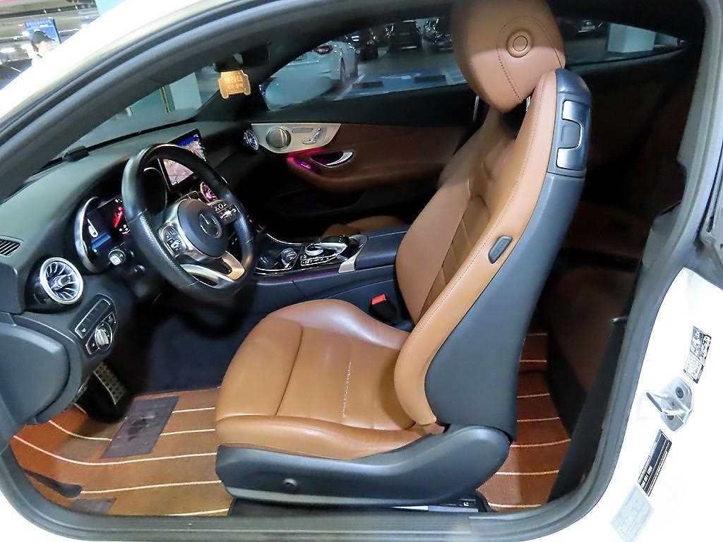 Mercedes Benz C Class - Vista 6