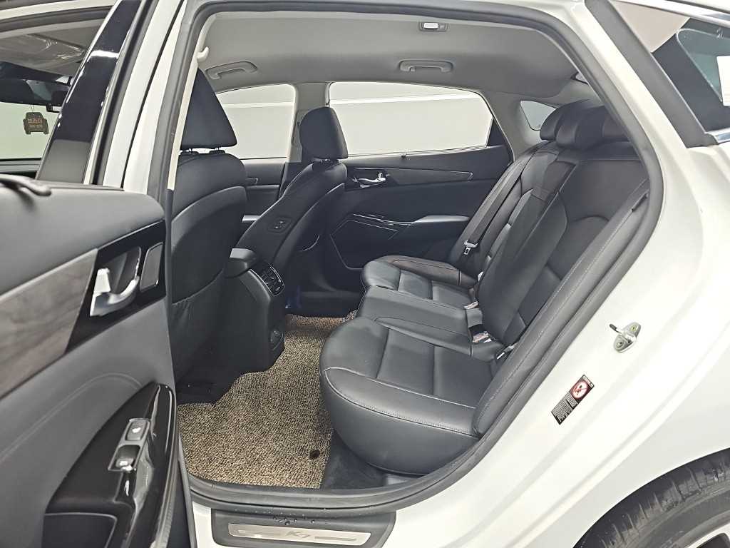 KIA K7 - Vista 12