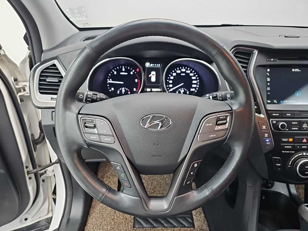 HYUNDAI Santa Fe - Vista 9