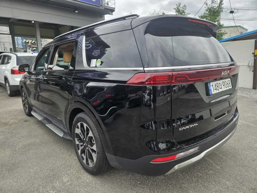 KIA Carnival - Vista 4
