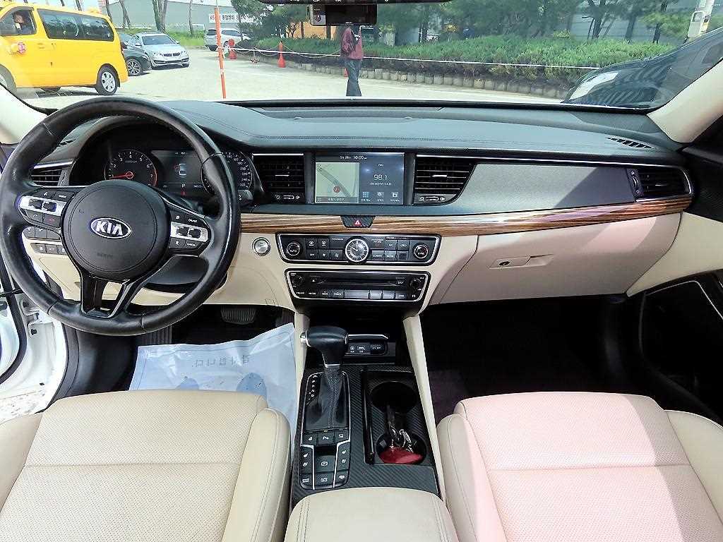 KIA K7 - Vista 7