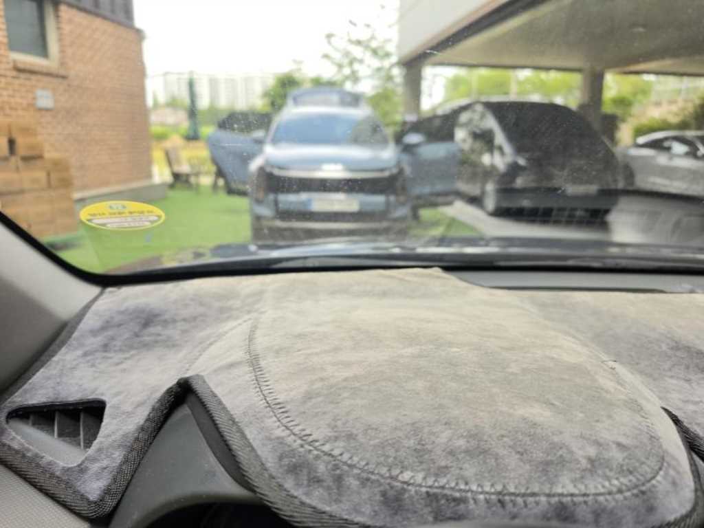HYUNDAI Kona - Vista 7