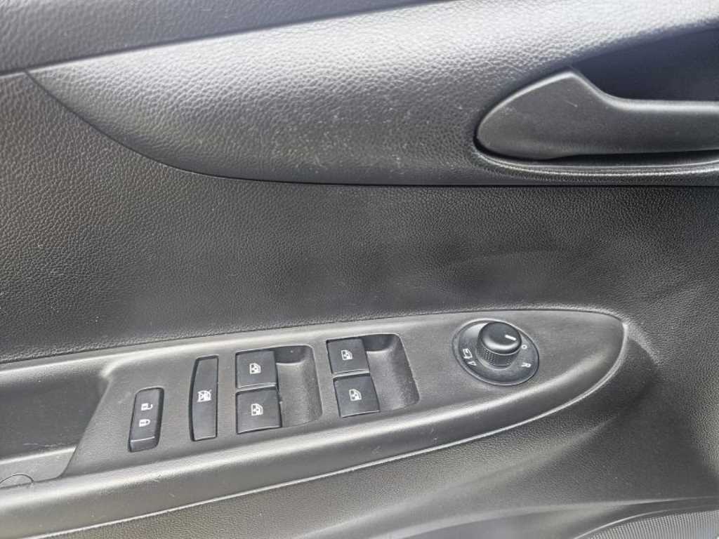 Chevrolet Spark - Vista 6