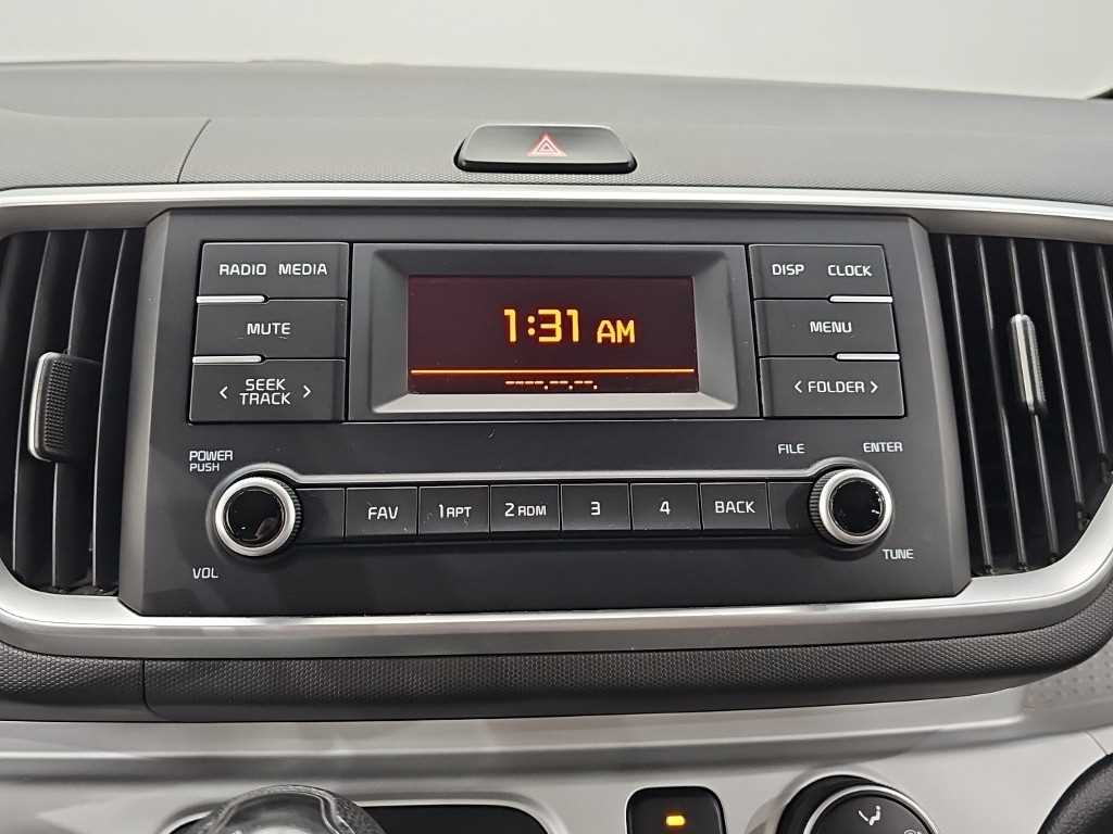 KIA Ray - Vista 10