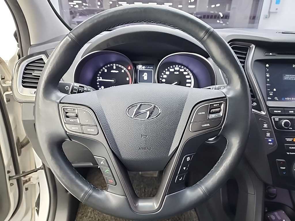 HYUNDAI Santa Fe - Vista 9