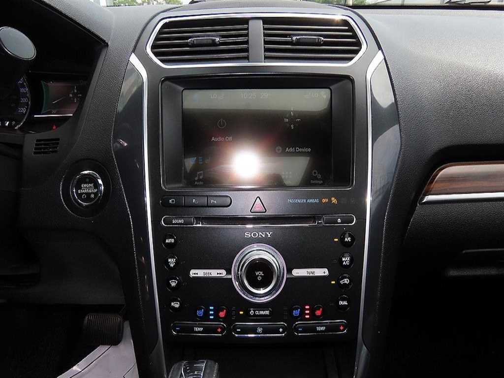 Ford Explorer - Vista 12