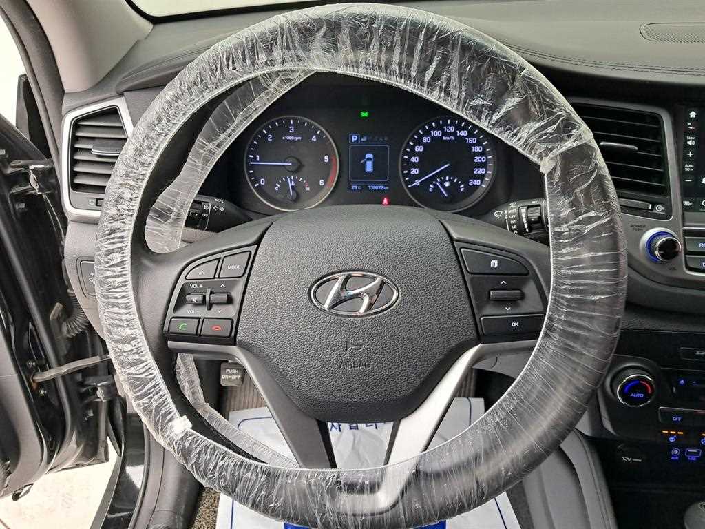HYUNDAI Tucson - Vista 7