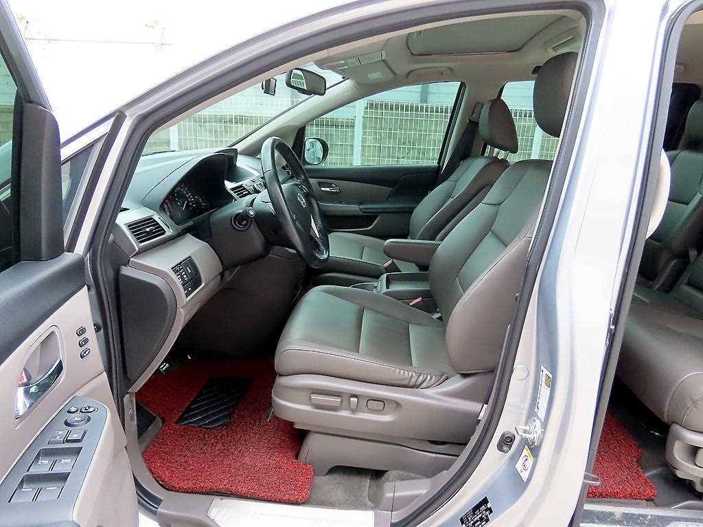 Honda Odyssey - Vista 5