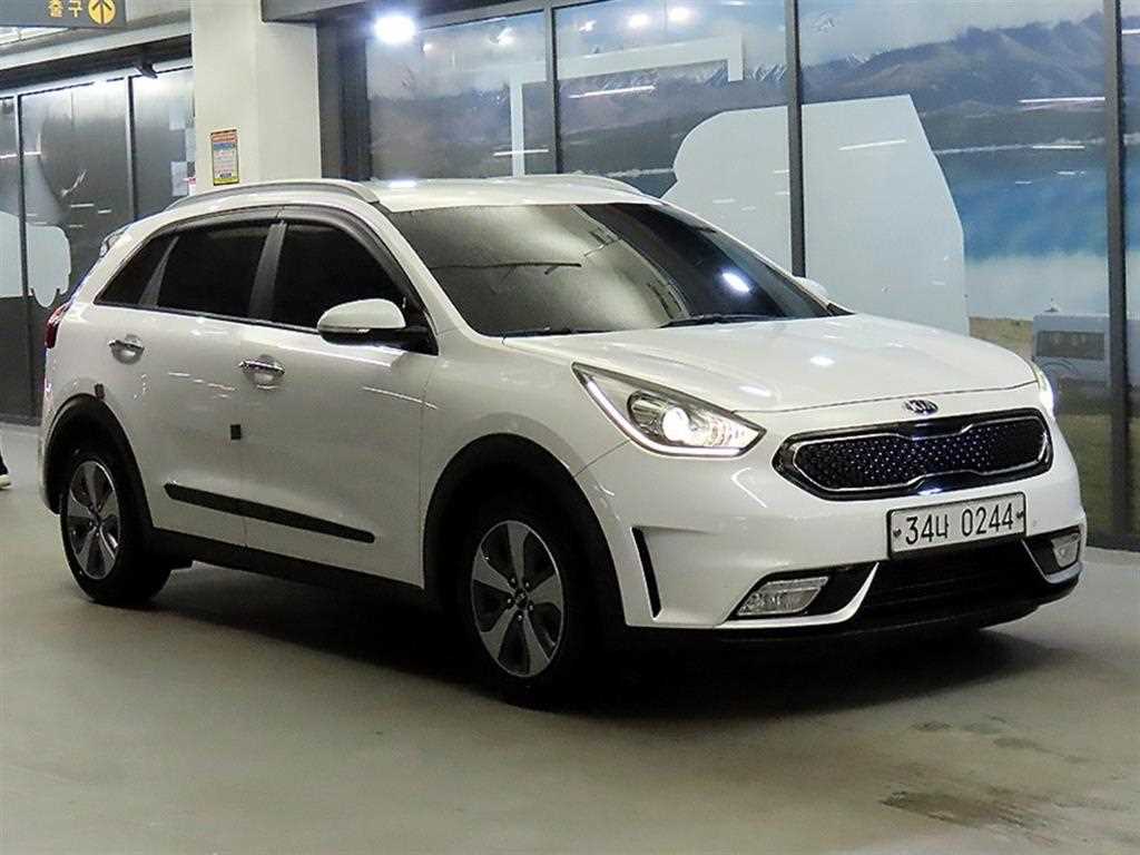 KIA Niro 2017 Blanco - Importación desde Corea - HF Imports Iquique - Foto 1