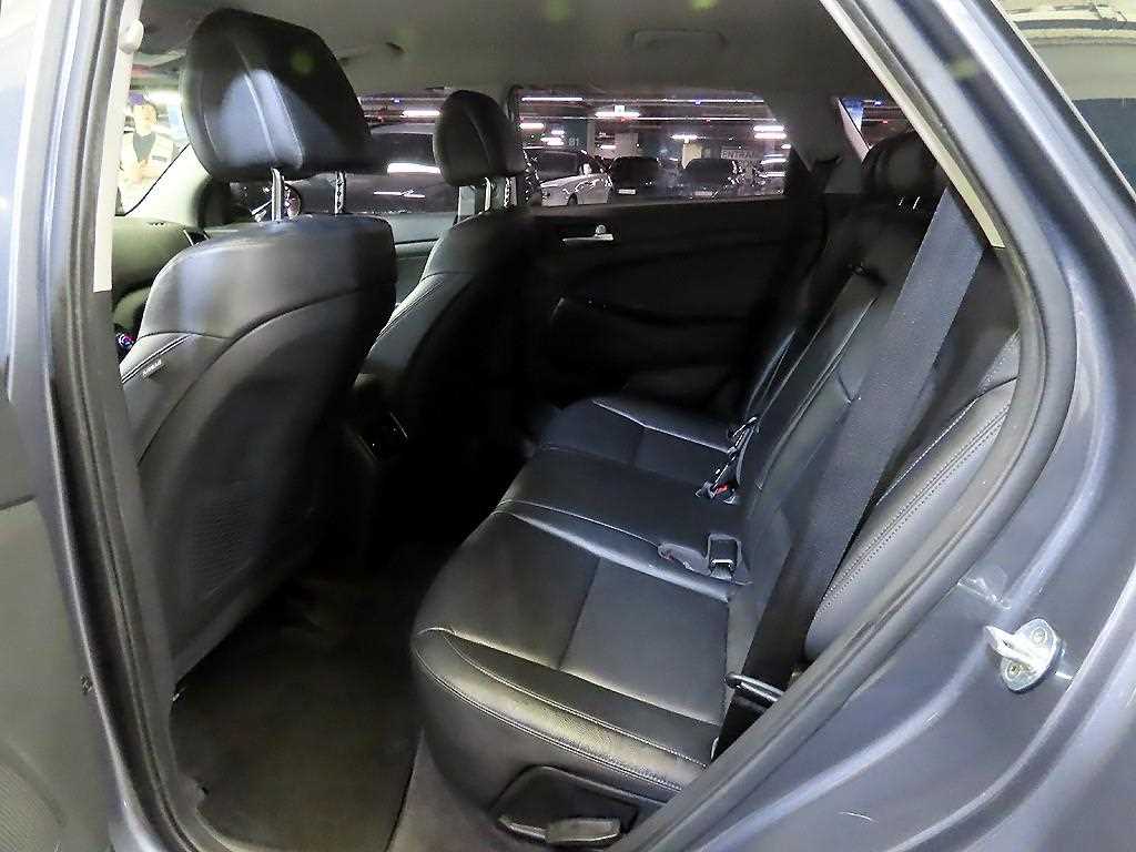 HYUNDAI Tucson - Vista 7