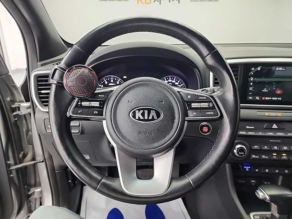 KIA Sportage - Vista 9