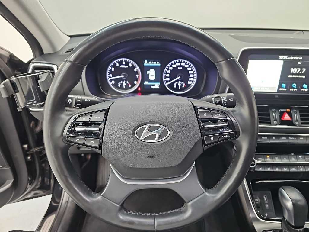 HYUNDAI Grandeur - Vista 9