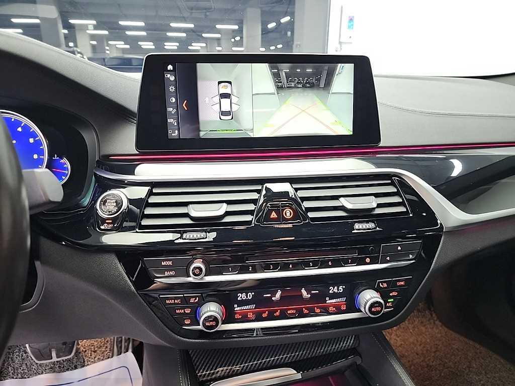 BMW 5 Series - Vista 10