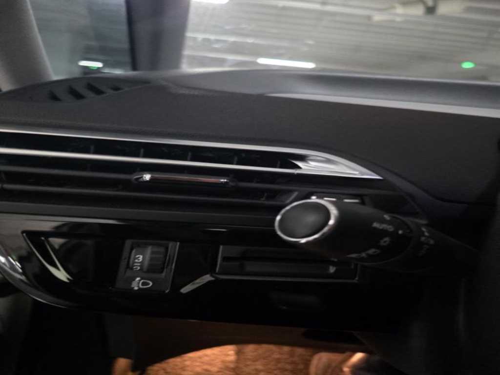 Citroen C4 2018 the color of pearl - Importación desde Corea - HF Imports Iquique - Foto 14