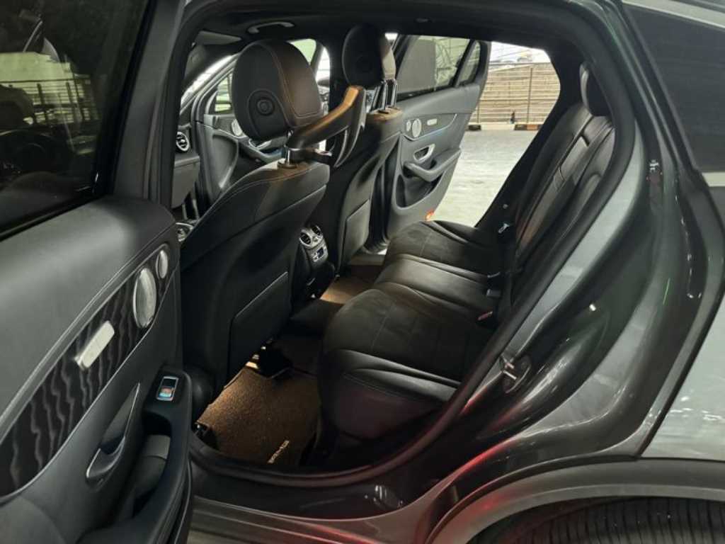 Mercedes Benz GLC Class - Vista 8