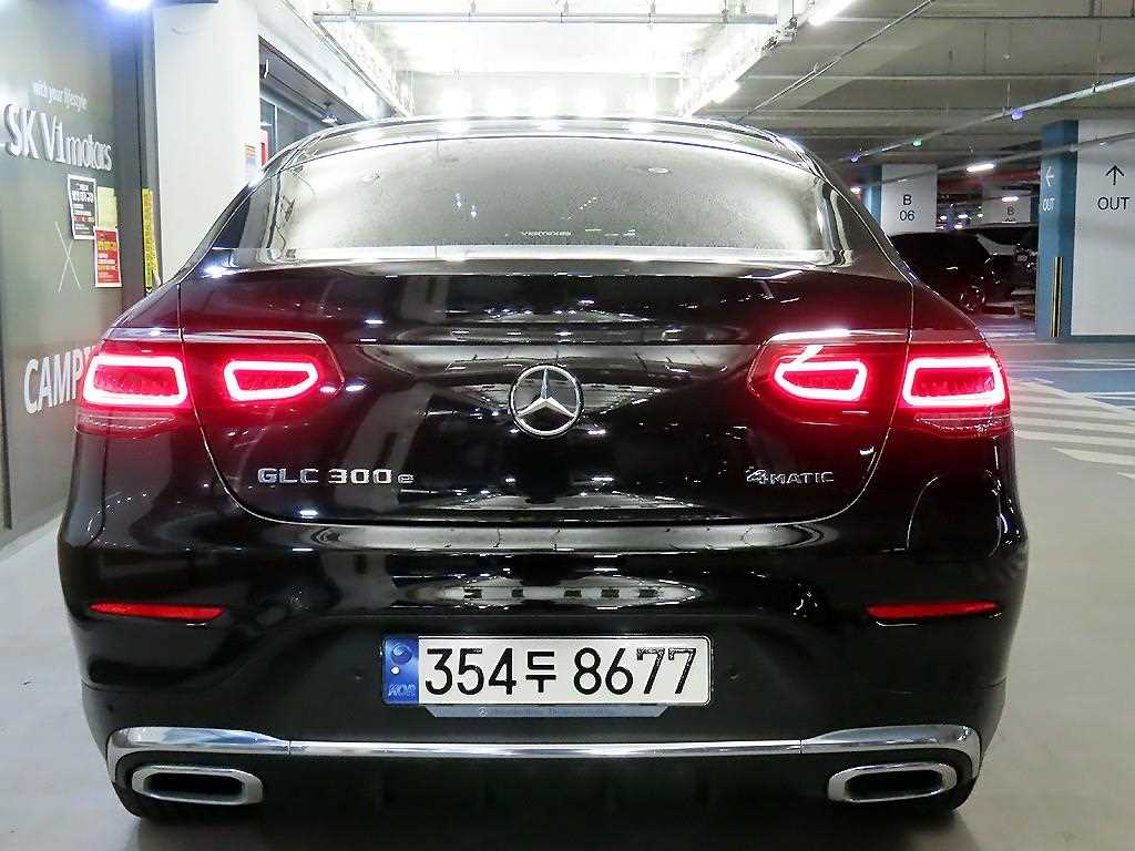 Mercedes Benz GLC Class - Vista 5