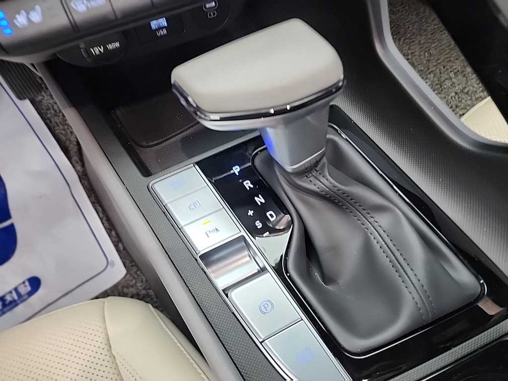 HYUNDAI Avante - Vista 8