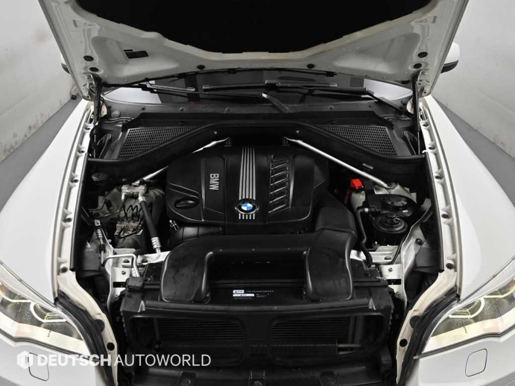 BMW X6 - Vista 6