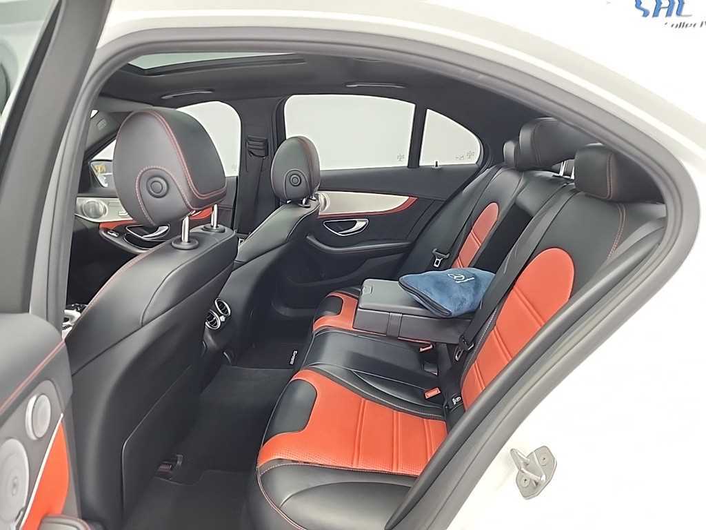Mercedes Benz C Class - Vista 12