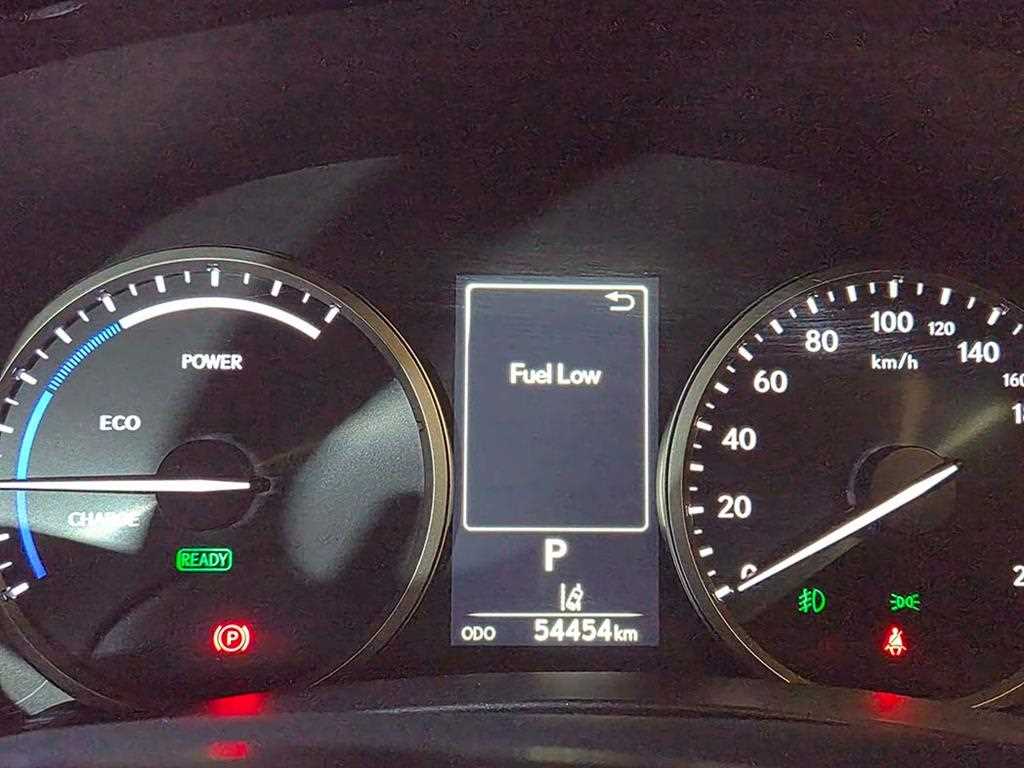 Lexus NX - Vista 9