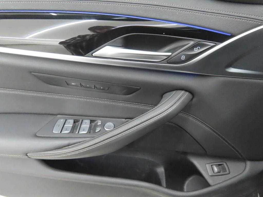BMW 5 Series - Vista 9