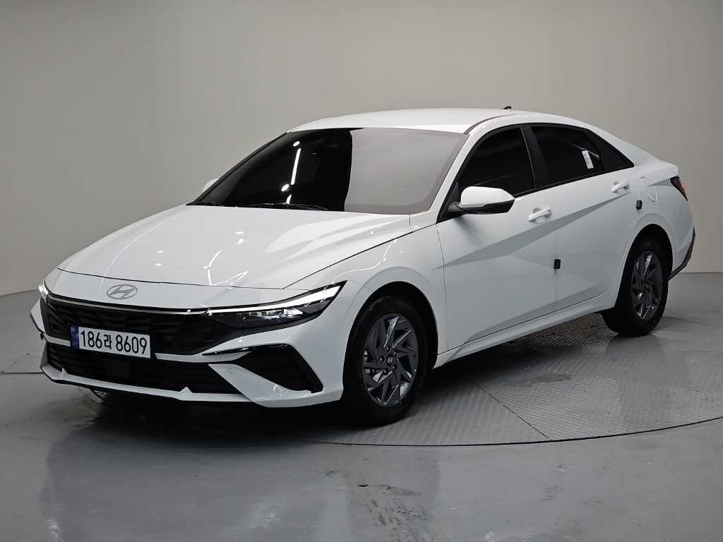 HYUNDAI Avante 2026 Blanco - Importación desde Corea - HF Imports Iquique - Foto 1
