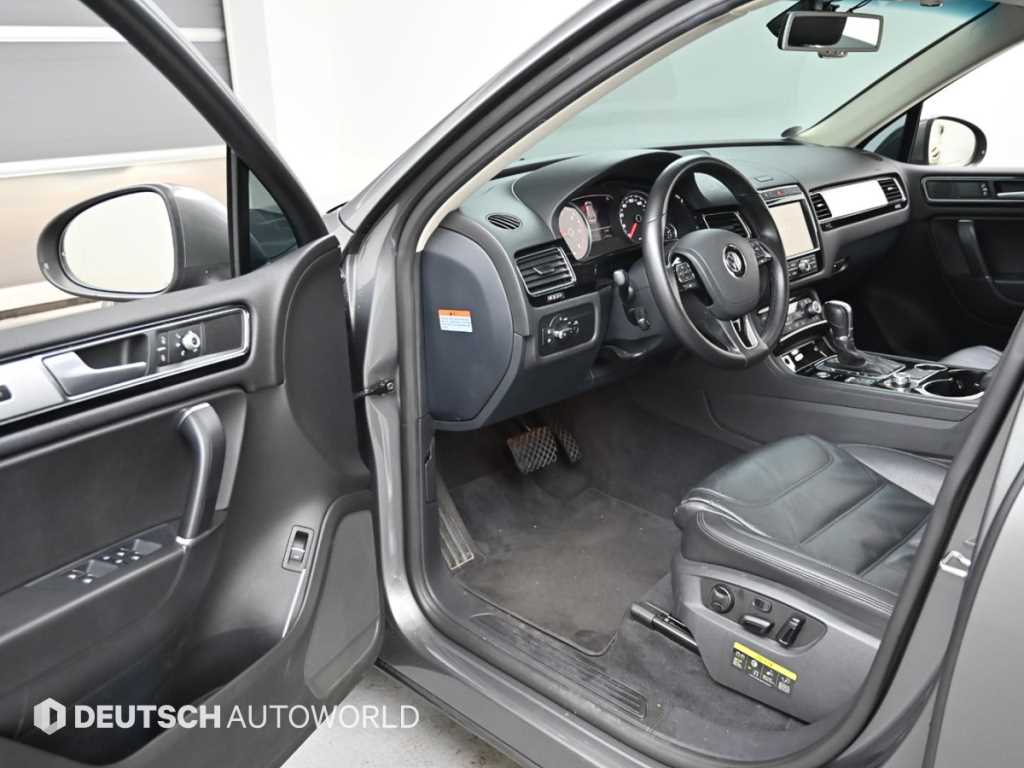 Volkswagen Touareg - Vista 11