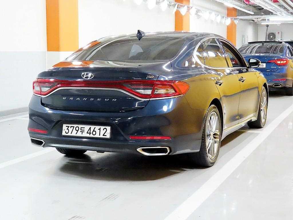 HYUNDAI Grandeur - Vista 3