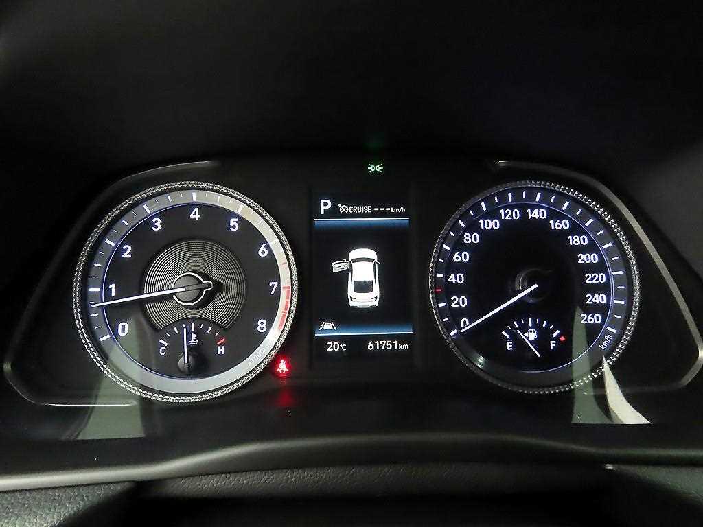 HYUNDAI Sonata - Vista 8