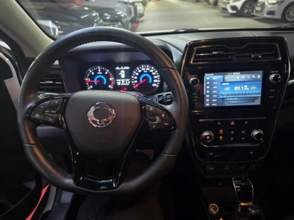 Ssangyong Tivoli - Vista 7