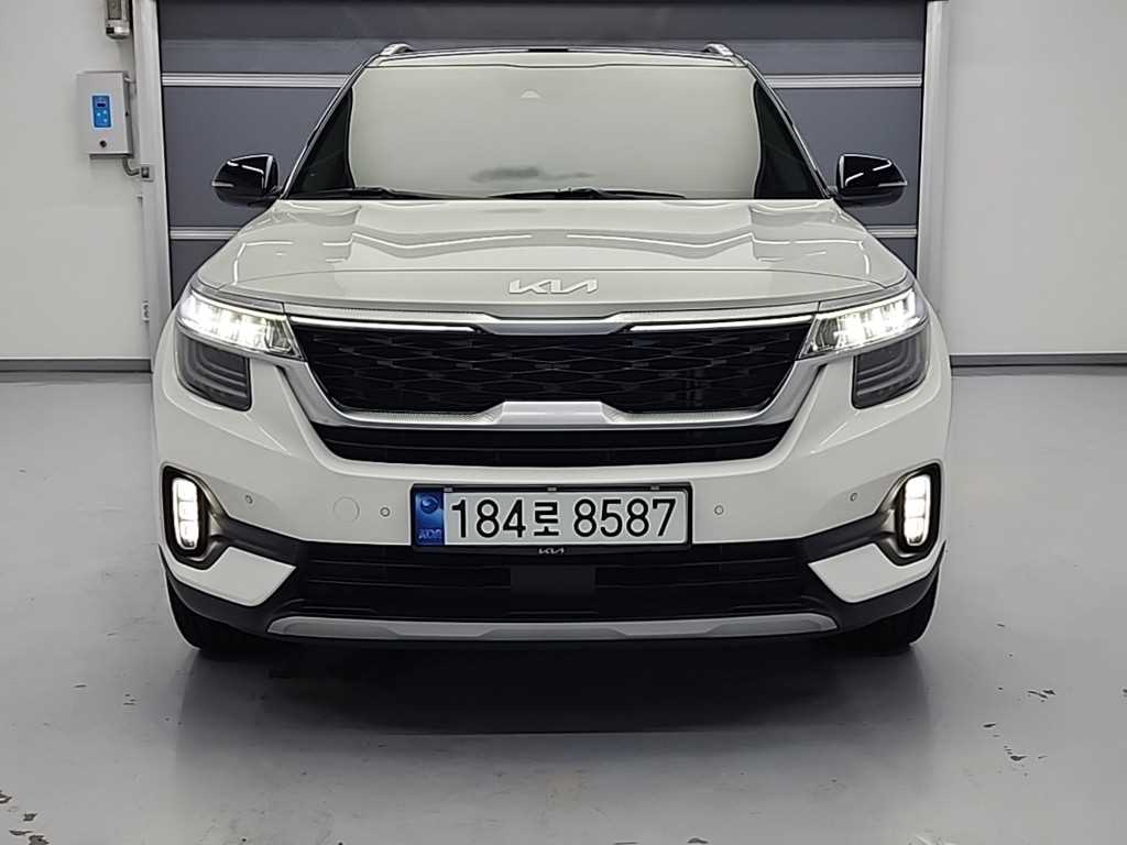 KIA Seltos - Vista 2