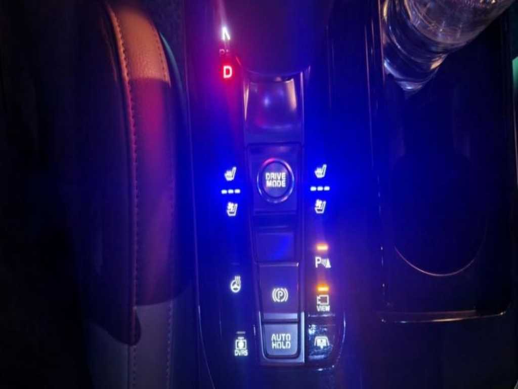 KIA K7 - Vista 10