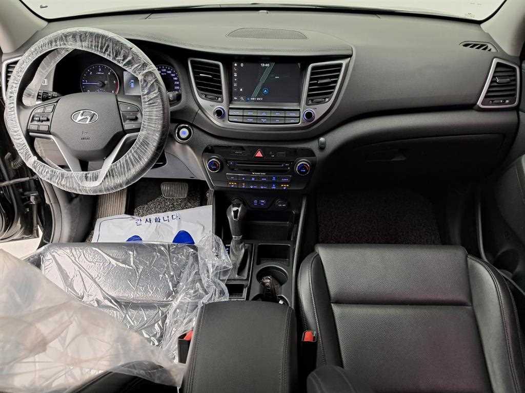 HYUNDAI Tucson - Vista 6