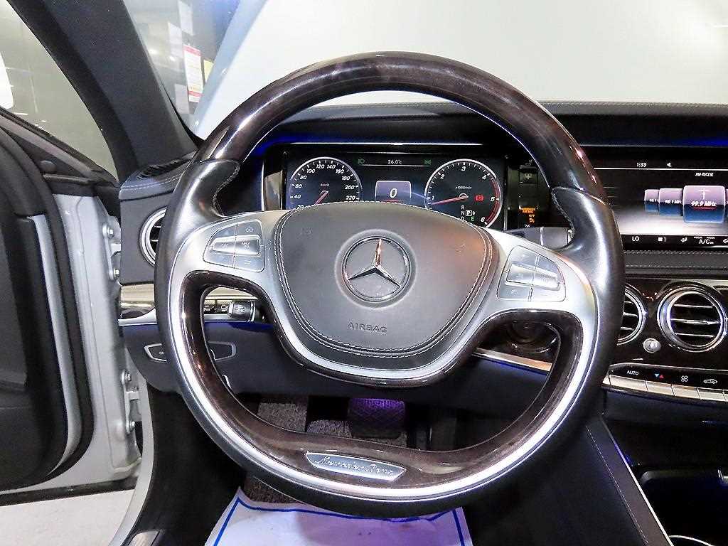 Mercedes Benz S Class - Vista 8