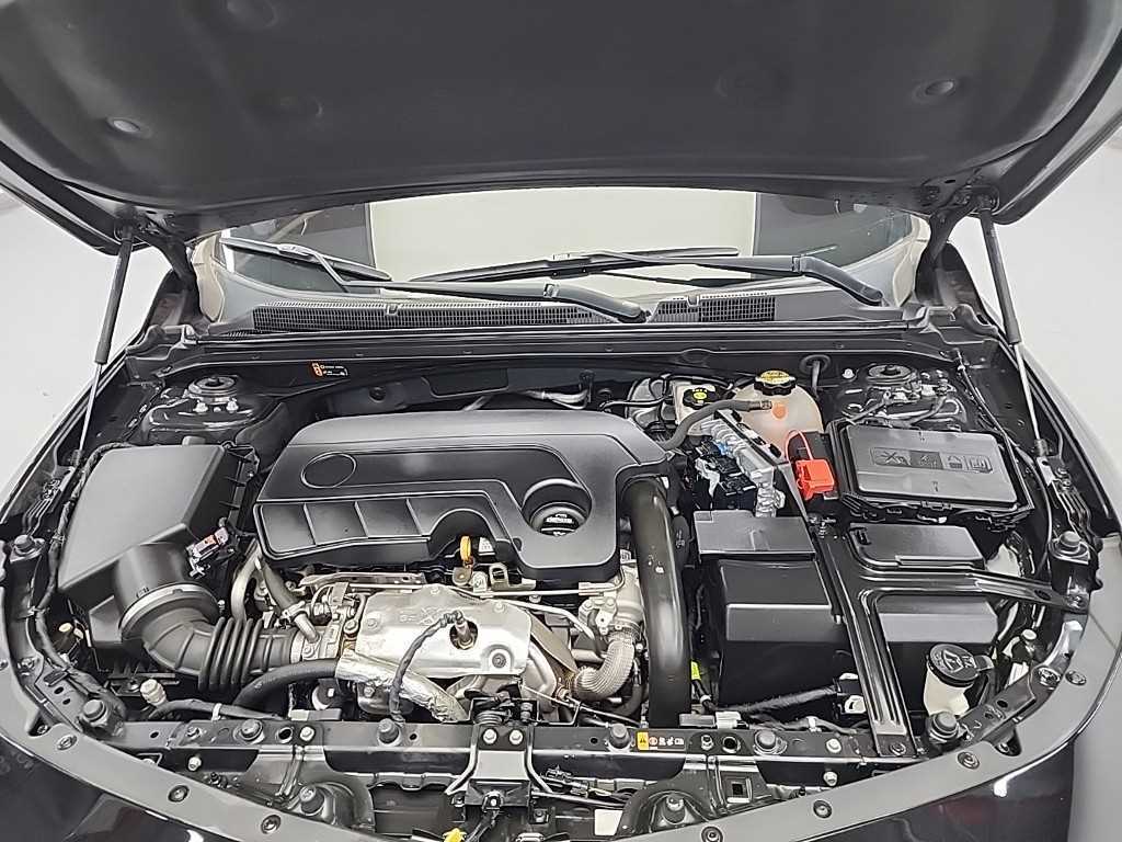 Chevrolet Malibu - Vista 5