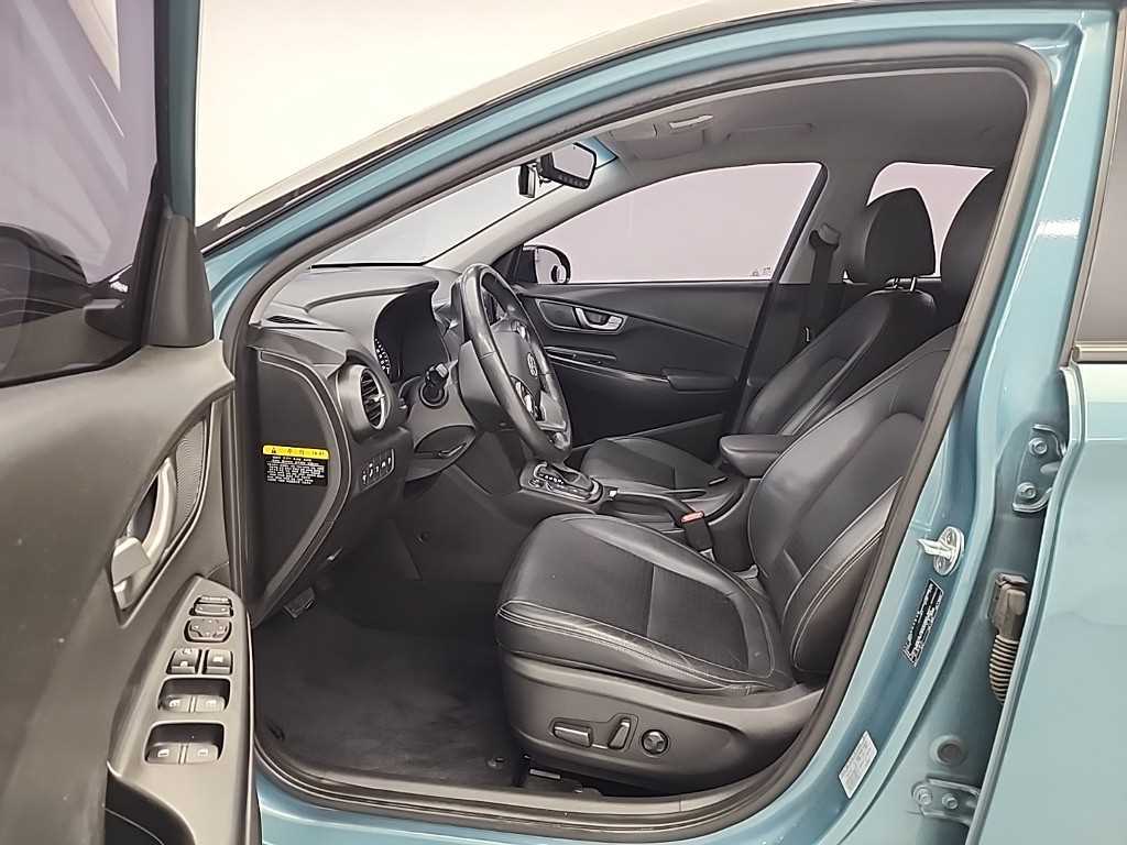 HYUNDAI Kona - Vista 11