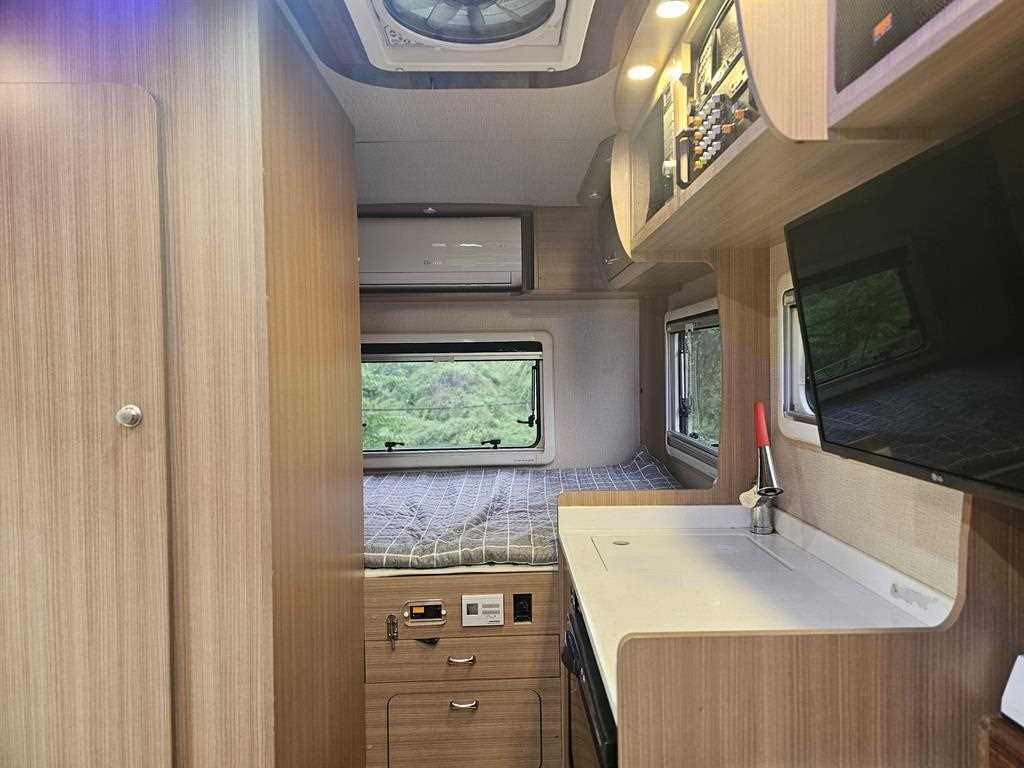 Small Truck (Wan)Camping car - Vista 12