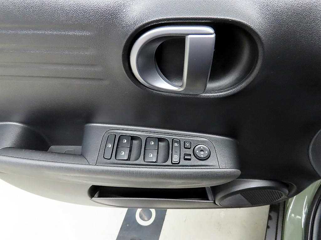 HYUNDAI Casper - Vista 11