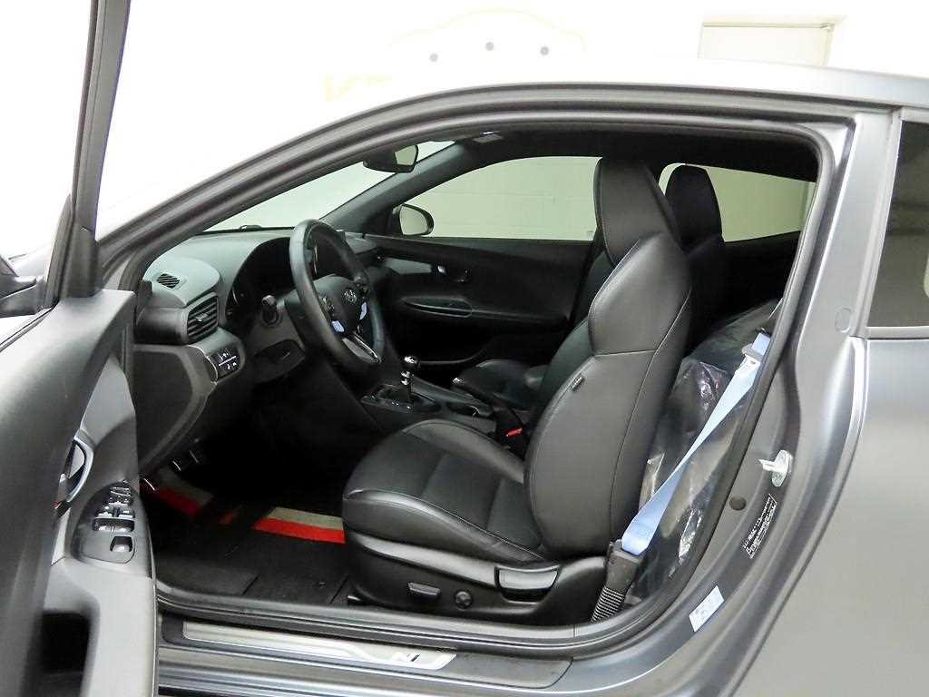 HYUNDAI Veloster - Vista 8