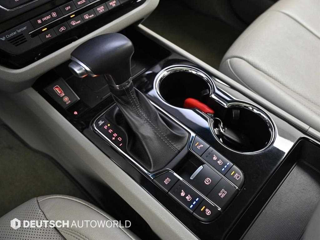 KIA Carnival - Vista 9