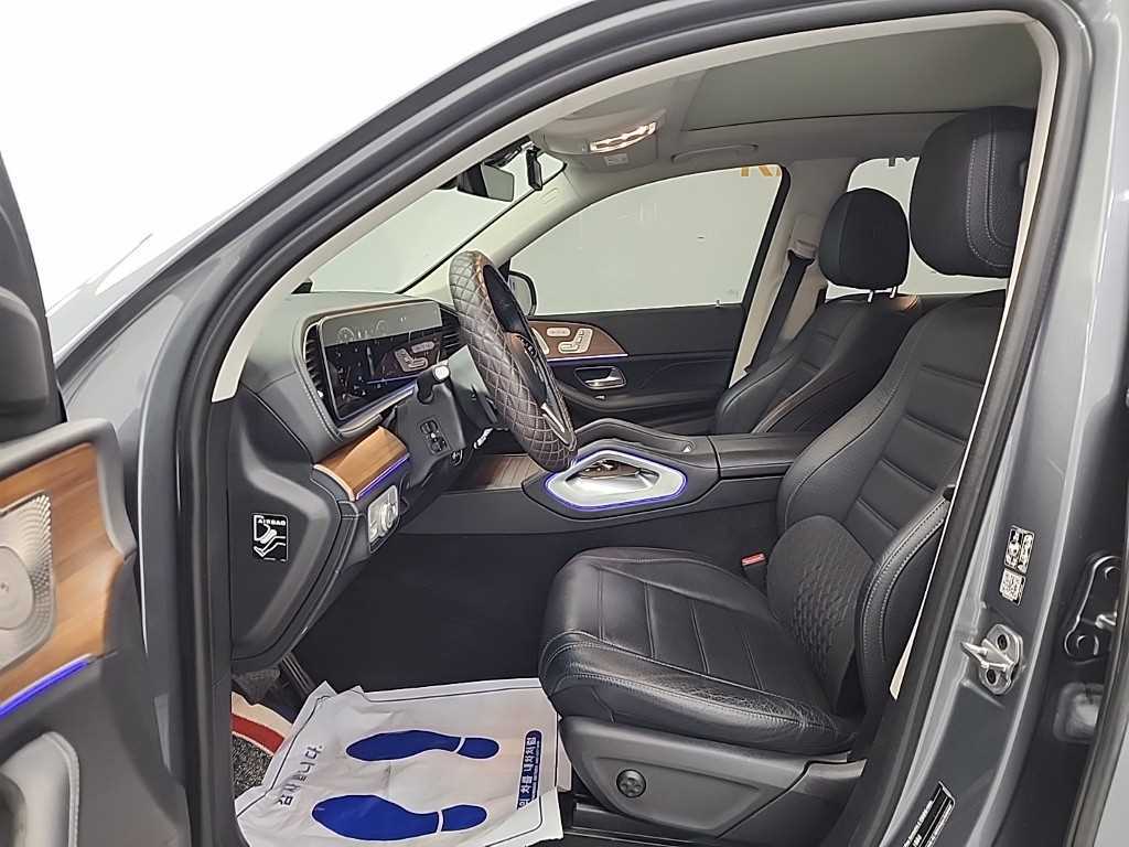 Mercedes Benz GLE Class - Vista 11