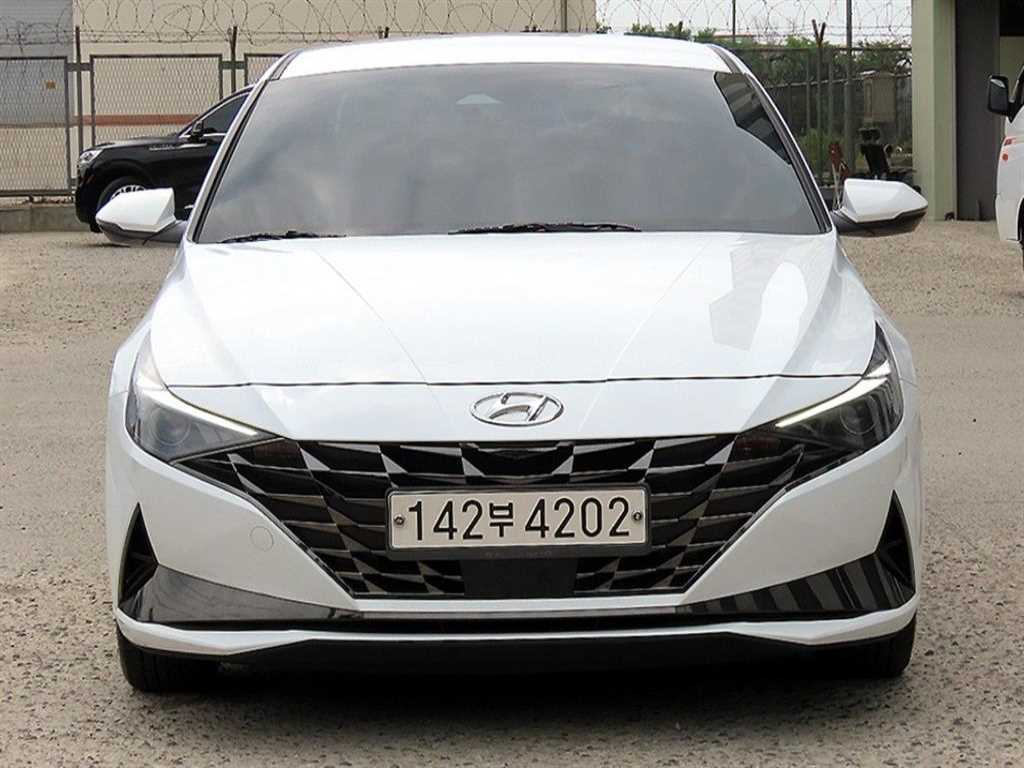 HYUNDAI Avante 2021 Blanco - Importación desde Corea - HF Imports Iquique - Foto 1