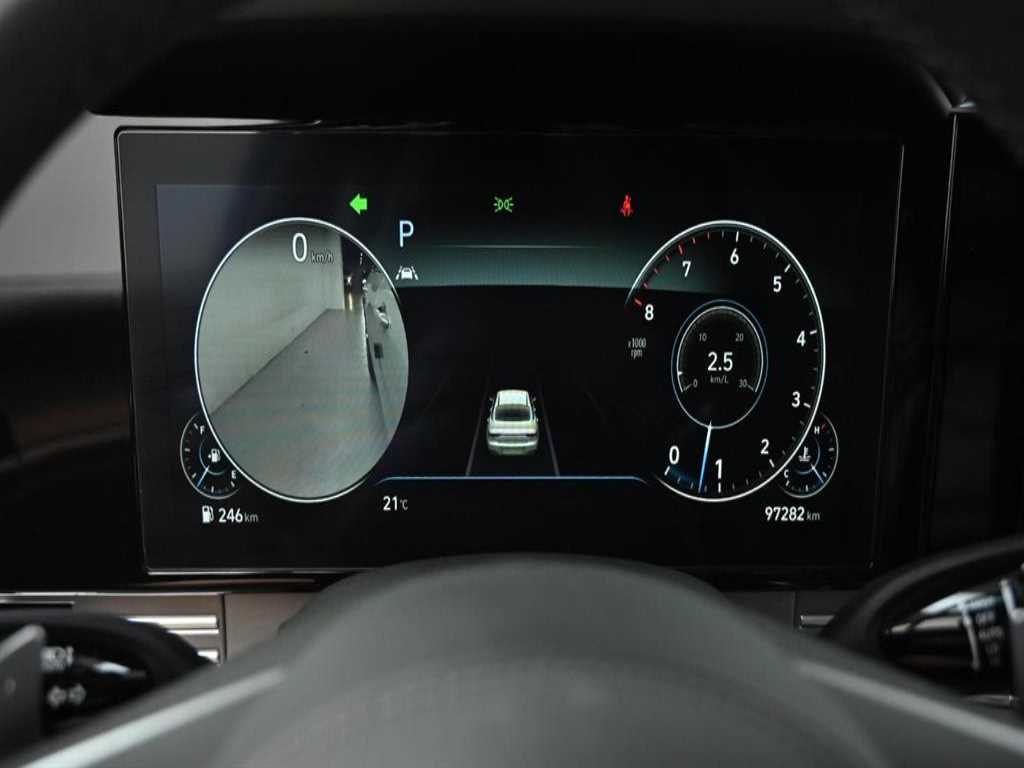 HYUNDAI Grandeur - Vista 8