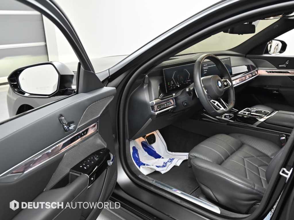 BMW 7 Series - Vista 11