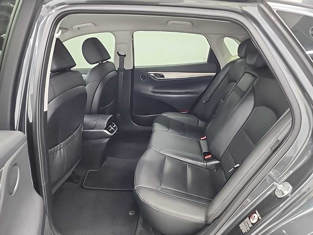 HYUNDAI Grandeur - Vista 12